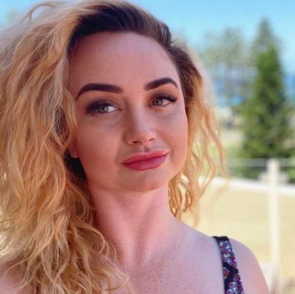 Meet your Posher, Natalie - Picture 1 of 1